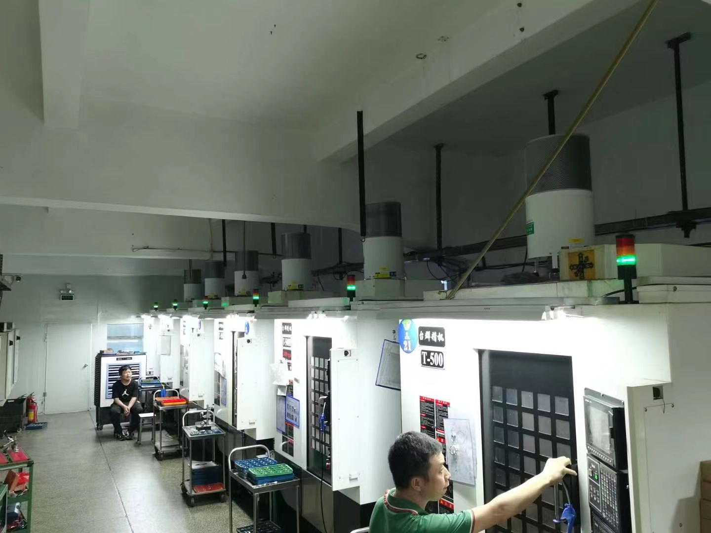 離心式油霧凈化器安裝案例